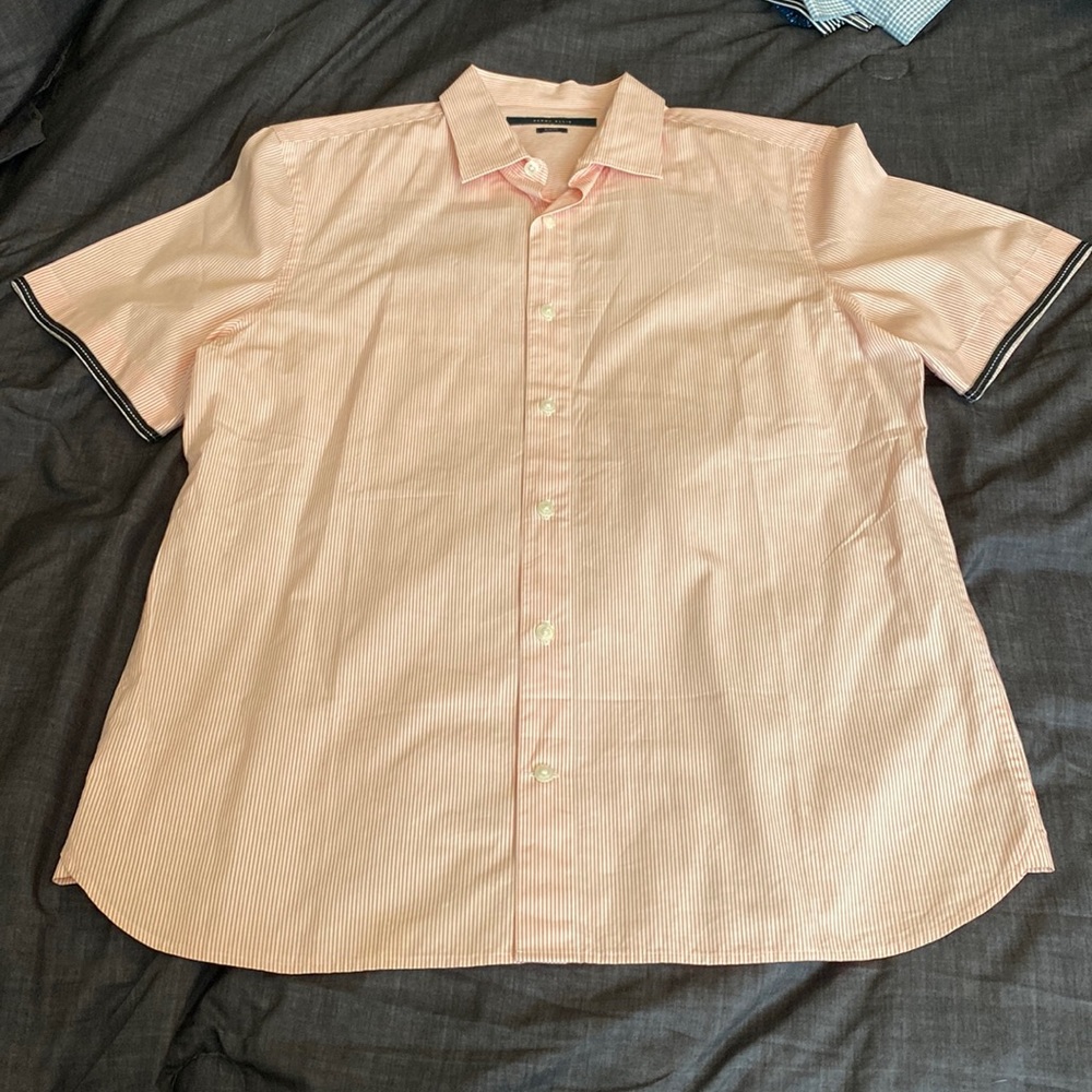 Perry Ellis Men’s Short Sleeved Button Down Shirt